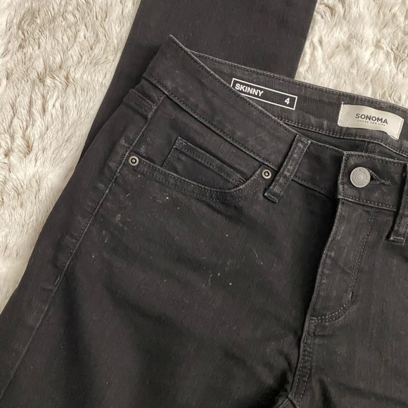 Sonoma Women Flower Embroidered Skinny Jeans | Embroidered Skinny Jeans | Denim - Picture 2 of 10